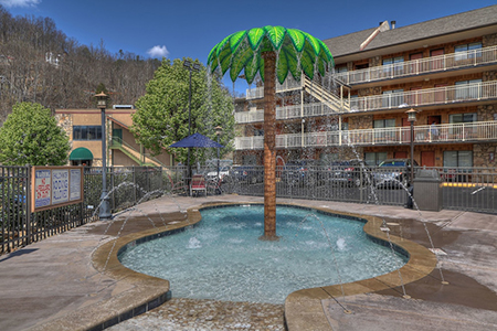 crossroads inn and suites gatlinburg tn