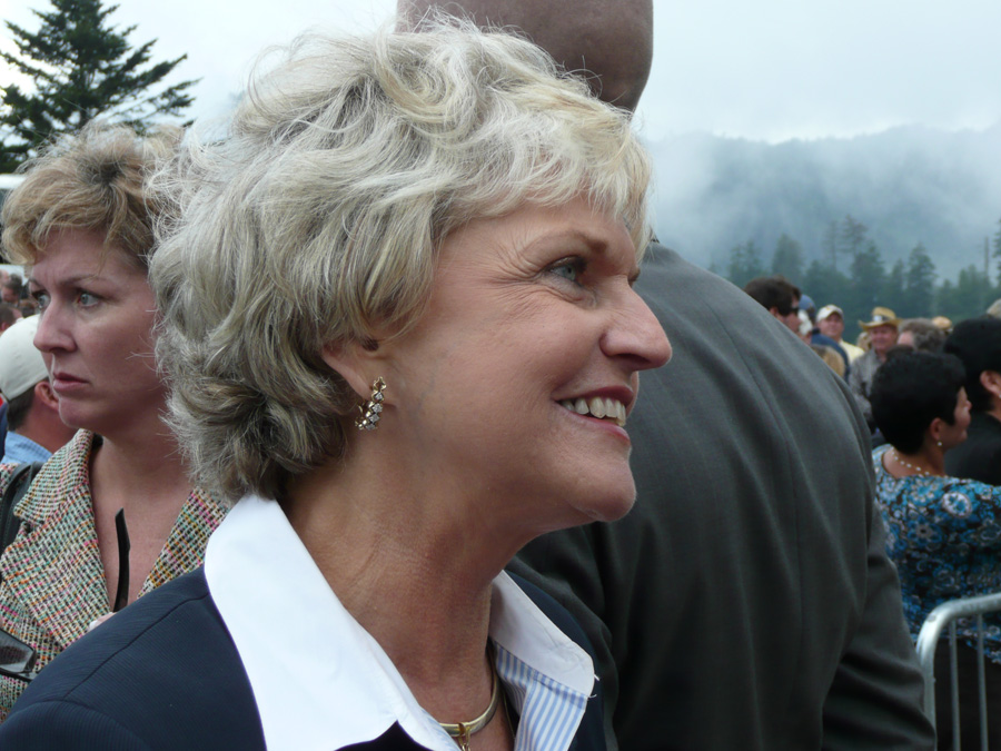 governor bev perdue