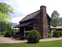mountain farm museum oconaluftee